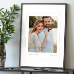 Minimales modernes Skriptüberlagerungsvow-Foto Foliendrucke<br><div class="desc">Der Hochzeitstag der Neuvermählten gelobt Goldfolie-Overlay & Foto-Sake-Druck, immer an Ihren besonderen Tag und Ihre Liebe zu erinnern und einander zu versprechen. Dieses elegante Hochzeitstag-Sake-Gold-Print verfügt über ein einfaches, minimales Foto-Layout für große Single, um Ihr eigenes Hochzeitstag-Foto mit einem Denkgolden-Rahmen zu zeigen. Maßgeschneiderte Goldskripttypografie, in der Ihre speziellen Gelübde in...</div>