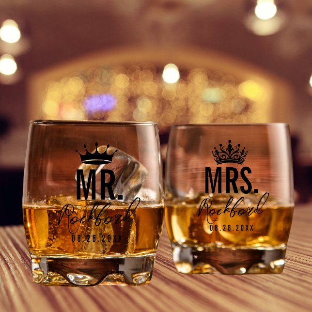Minimales Script Custom Wedding Set von 2 Whiskyglas (Von Creator hochgeladen)