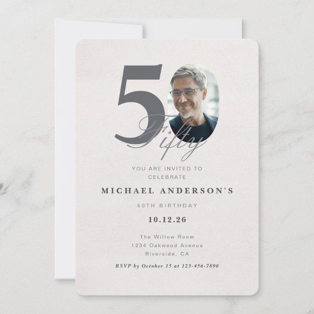 Minimalist 50th Year Birthday Invitation Einladung (Vorderseite)