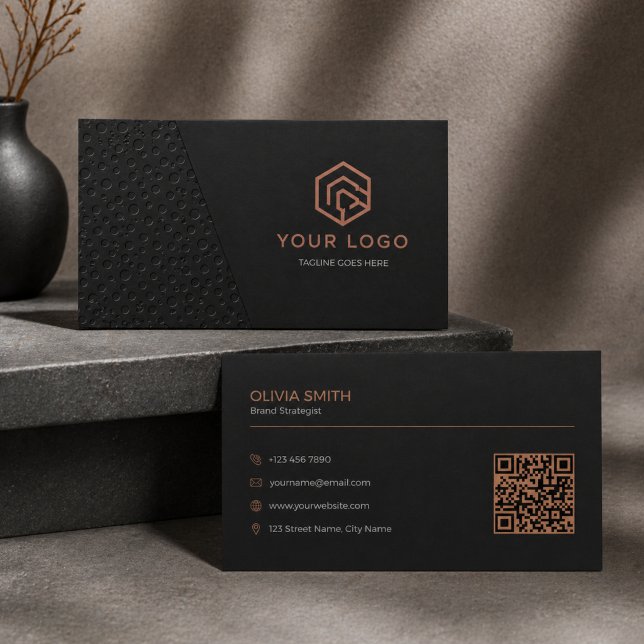 Minimalist Black Copper Geometric QR Code Visitenkarte (Minimalist Luxury Black & Copper Business Card | Modern QR Code Design)