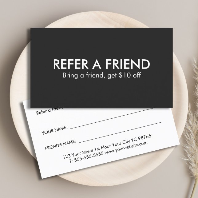 Minimalist Elegant Black and White Referral Card (Von Creator hochgeladen)