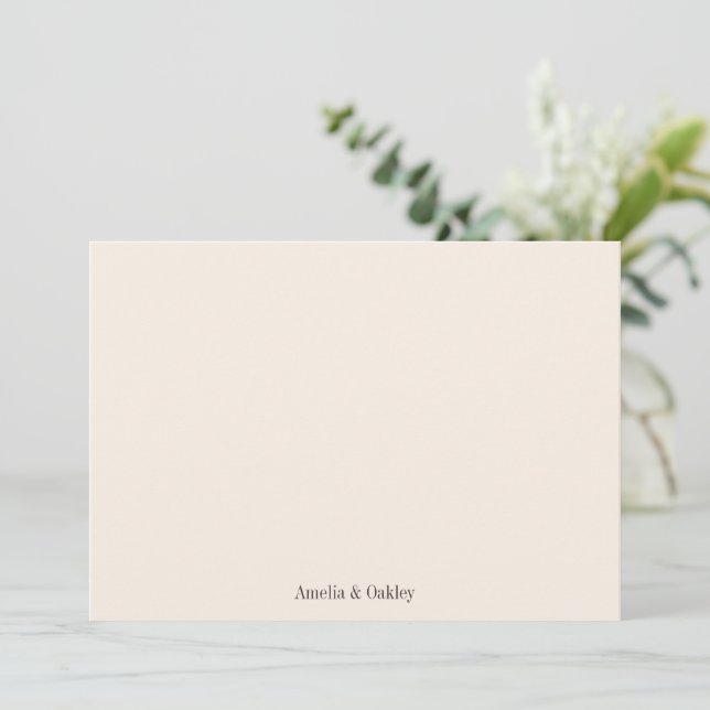 Minimalist Erdige Braune Elegante Hochzeit individ Dankeskarte (Stehend Vorderseite)