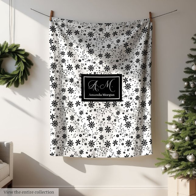 Minimalist Floral Blanket Monogram Grey Hues Style Fleecedecke (Minimalist Floral Blanket Monogram Grey Hues Style)