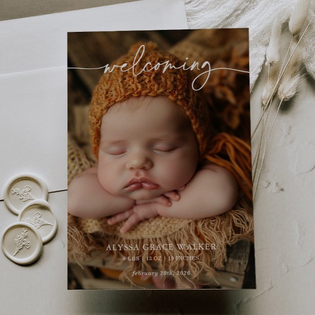 Minimalist Formal Welcoming Baby Announcement card (Von Creator hochgeladen)