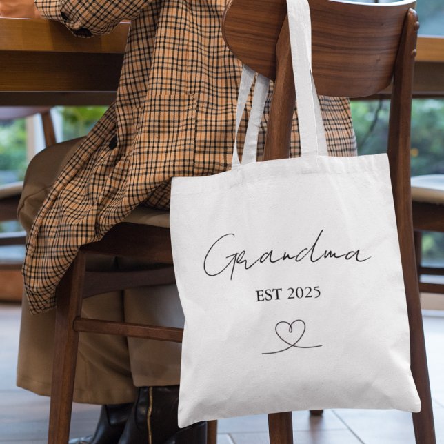 Minimalist Grandma EST Year | Custom Tote Bag (Von Creator hochgeladen)