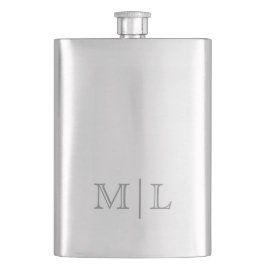 Minimalist Groomsman Gift Monogrammed Flachmann