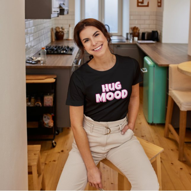 Minimalist Hug Mood T-Shirt (Von Creator hochgeladen)