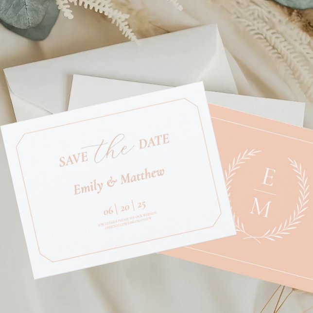 Minimalist Laurel Monogram Wedding Save The Date Ankündigungspostkarte (Von Creator hochgeladen)