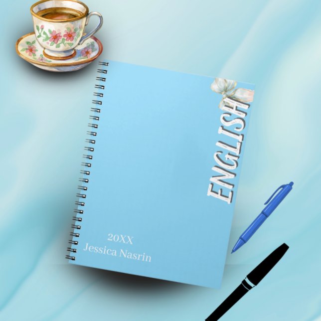 Minimalist Lilac Vertical Text School Subject Notizblock (Von Creator hochgeladen)