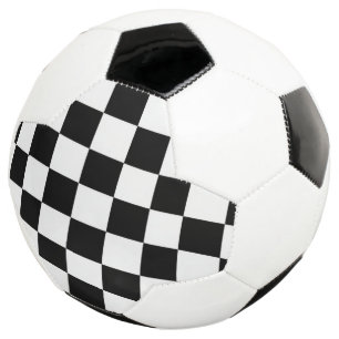Minimalist Retro Kariert – Monochrome Streetwear Fußball