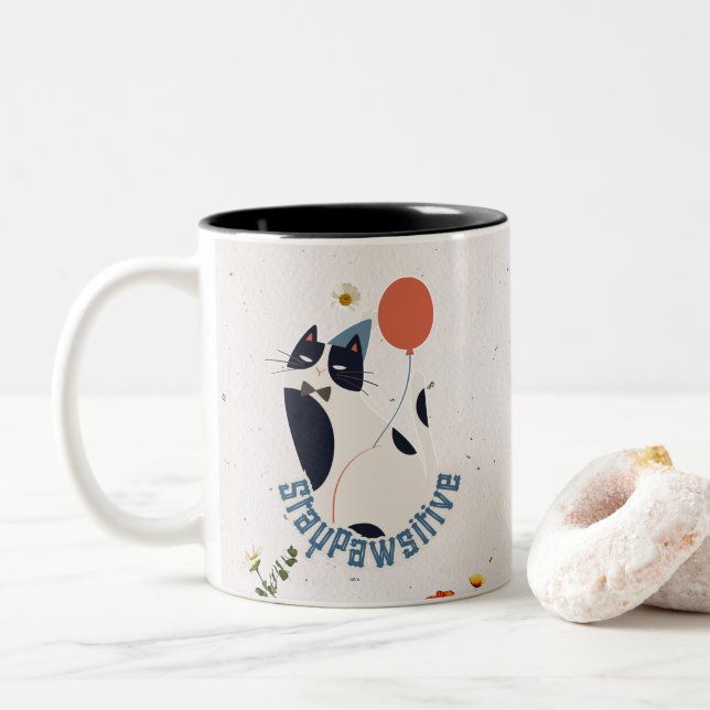 Minimalist Stay Pawsitive Tuxedo Cat Ceramic Coffe Zweifarbige Tasse (Mit Donut)