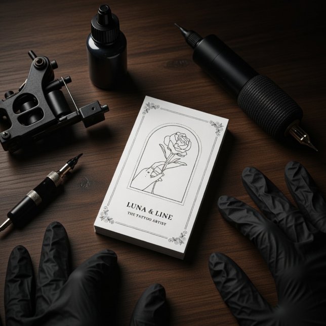 Minimalist Tattoo Artist Card with QR Code Visitenkarte (Von Creator hochgeladen)