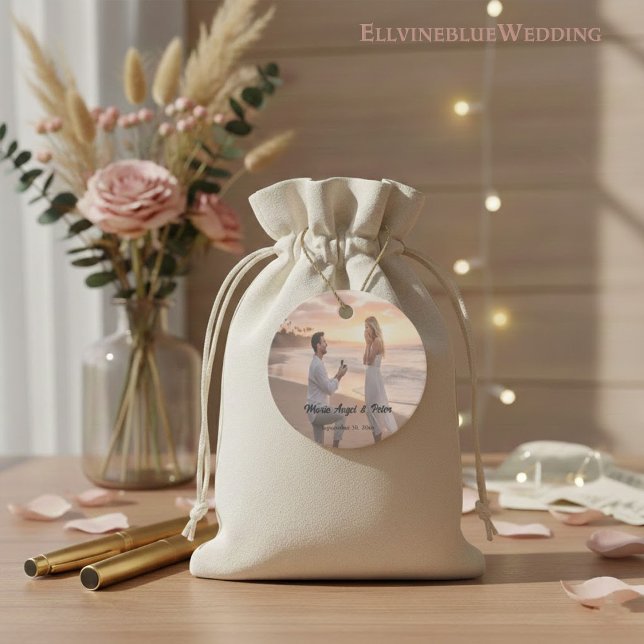 Minimalist Typography Photo Wedding Round Geschenkanhänger (Von Creator hochgeladen)