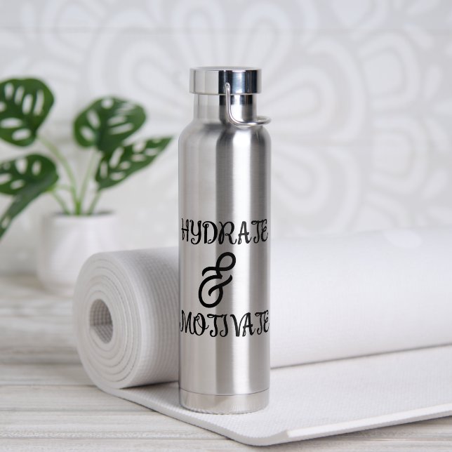 Minimalist Typography Water Bottle - Hydrate Trinkflasche (Yoga (gedreht))