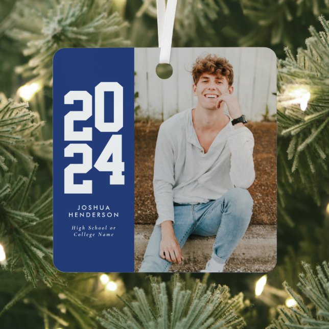 Minimalistisch 2024 Blue White Foto Graduate Ornament Aus Metall (InSitu)