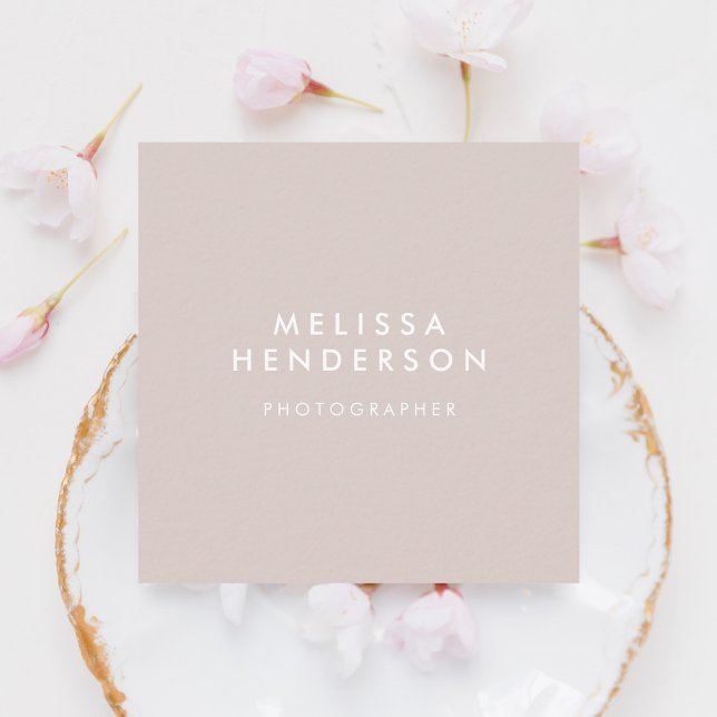 Minimalistisch Beruflicher Champagner Quadratische Visitenkarte (Von Creator hochgeladen)