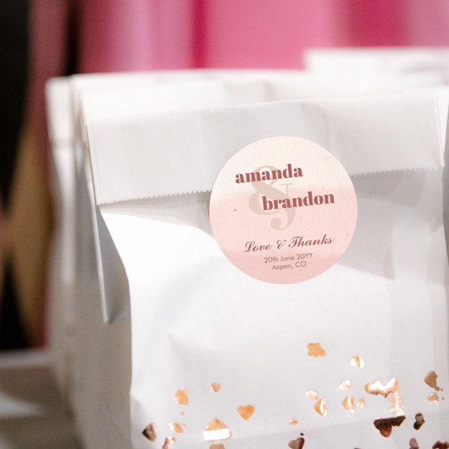 Minimalistisch Blush & Bloom Bold Script-Gastgesch Runder Aufkleber (Von Creator hochgeladen)