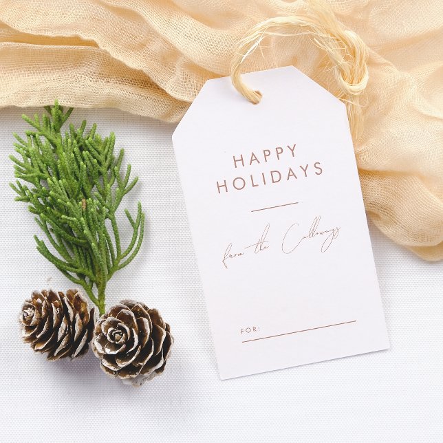 Minimalistisch Boho Brown Script Family Name Weihn Geschenkanhänger (Gift Tag Mock-up)