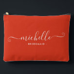 Minimalistisch Deep Orange Personalisiert Bridesma Zubehörtasche<br><div class="desc">Mit unserem schicken Minimalistischen Deep Orange Personalisiert Bridesmaid Accessoires Pouch, einem stilvollen und vielseitigen Geschenk, das Ihre Brautjungfrauen in Eleganz feiern soll. Dieses Accessoire ist der Inbegriff des modernen Chic, perfekt für jeden Anlass, von Bräunungsvorschlägen bis zu Brautpartys. Dieses schlichte Design ist mit einer Orangefarbenen Orangenfarbe gestaltet, die raffiniert wirkt....</div>