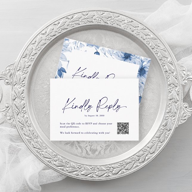 Minimalistisch Dusty Blue Floral RSVP Card - QR Co Begleitkarte (Von Creator hochgeladen)