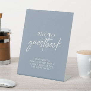 Minimalistisch Dusty Blue Modern Foto Gäestbook Sockelschild