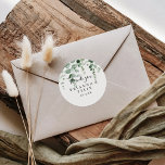 Minimalistisch Eukalyptus Vielen Dank Gastgeschenk Runder Aufkleber<br><div class="desc">Dieser minimalistisch Eukalyptus danke Ihnen Gastgeschenk Hochzeit klassischen Rundaufkleber ist perfekt für eine moderne Hochzeit. Das Design bietet Aquarellfarben handgezeichnet elegante botanische Eukalyptuszweige und Blätter. Machen Sie den Aufkleber mit Ihren eigenen Namen, der Veranstaltung (falls zutreffend) und dem Datum versehen. Diese Aufkleber können einen Hochzeitsempfang, Brautparty oder jede Veranstaltung ergänzen!...</div>