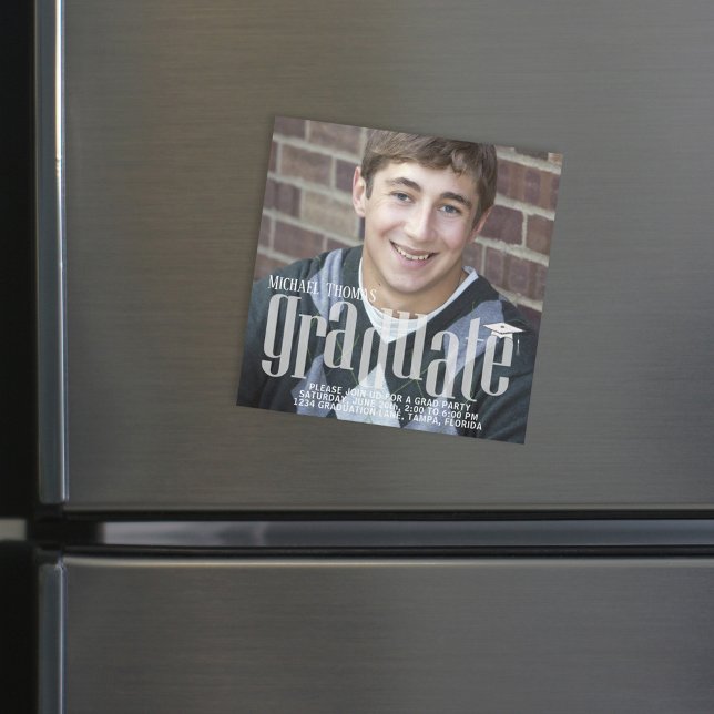 Minimalistisch Graduate Modern Simple Foto Magnet (Von Creator hochgeladen)