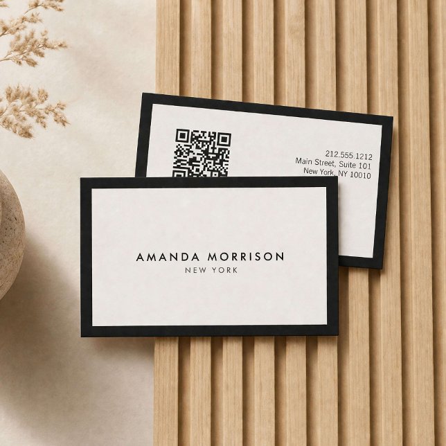 Minimalistisch Luxus Black/Ivory QR Code Social Me Visitenkarte (Von Creator hochgeladen)