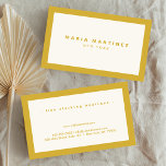 Minimalistisch Luxus Boutique Gold/Elfenbeinküste Visitenkarte<br><div class="desc">Ein elegantes und raffiniertes Design steigert Ihren Namen oder Firmennamen durch minimales und modernes Design. Die dünne Goldgrenze ist auf einem ivorischen Hintergrund aufgebaut,  um diesem klassischen Visitenkartendesign-Template ein luxuriöses Gefühl zu verleihen</div>