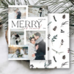 Minimalistisch Merry und Verheiratet Newlyweds 5 F Feiertagskarte<br><div class="desc">Erleben Sie Ihre erste Urlaubssaison als Neuvermählte mit dieser Minimalistischen, fröhlichen und Verheirateten Newlyweds 5 Foto Holiday Card. Mit einem wunderschönen winterlichen Design und eleganter Typografie können Sie Ihre Freude und Liebe mit Ihrer Familie und Freunden teilen. Die moderne, minimalistische Front präsentiert fünf Ihrer Lieblings-Hochzeitsfeiern oder Verlobungen-Fotos, während der festliche...</div>