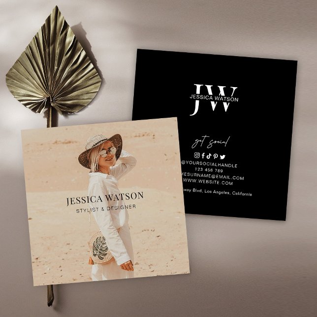 Minimalistisch Modern Full Foto Fotograf Black Quadratische Visitenkarte (Von Creator hochgeladen)