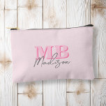 Minimalistisch Modern rosa Anfangsmonogramm Zubehörtasche<br><div class="desc">Erstellen Sie Ihre eigene personalisierte Kosmetiktüte mit modernen minimalistischen Initialen und dem Schriftkalligraphienamen Monogramm.</div>
