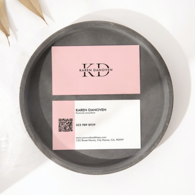 Minimalistisch-moderne rosa Monogramm Beruflich Visitenkarte (Von Creator hochgeladen)