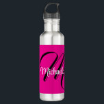 Minimalistisch moderner Monogramm Anfangsname heiß Edelstahlflasche<br><div class="desc">Minimalistische moderne Monogramm Anfangsname Schwarz-weiß. Personalisierbarer individuelle Name mit einem kursiven Initial hinter einer heißen rosa Farbe.</div>