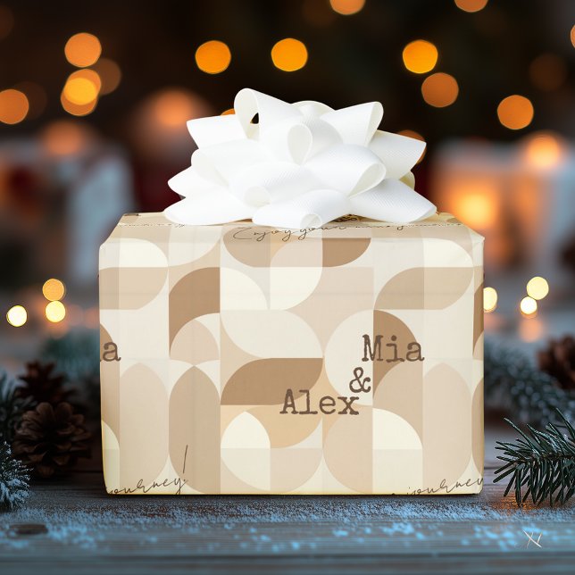 Minimalistisch modernes Design in Beigetönen Geschenkpapier (Von Creator hochgeladen)