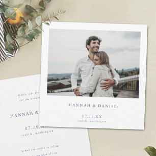 Minimalistisch-Modernes Foto für blauen Text Save  The Date