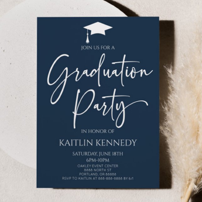Minimalistisch Navy Blue Elegant Graduation Party Einladung (Von Creator hochgeladen)