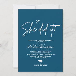 Minimalistisch Navy Blue Heart Sie tat es Abschlus Einladung