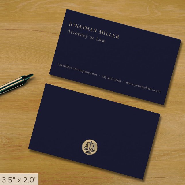 Minimalistisch Navy Blue und Gold Attorney Visitenkarte (Von Creator hochgeladen)