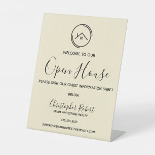 Minimalistisch Off White Real Anwesen Sockelschild