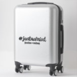 Minimalistisch Personalisierten Just Married Hasht Aufkleber<br><div class="desc">#just geheiratet Hashtag Aufkleber in modernen Kalligrafien für Koffer, Autos und mehr. Fügen Sie einfach Ihre Namen oder einen beliebigen Text hinzu. Sie können auch Ihren eigenen Hashtag hinzufügen, wenn Sie möchten, aber müssen möglicherweise nur die Schriftart-Größe, um sicherzustellen, dass es passt. Klicken Sie dazu auf "Bearbeiten mit dem Entwurfswerkzeug"....</div>