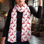 Minimalistisch Red Deer Pattern Weihnachten Schal<br><div class="desc">Dieser elegante Chiffonschal ist mit einem minimalistischen Rotwild-Muster ausgestattet und eignet sich hervorragend für eine stilvolle Touch in Ihrem Wintergarten. Ideal für Ferien-Ansammlungen, Weihnachts-Party oder lässige Alltagsbekleidung, präsentiert das delikate Design Hirschhirsche-Silhouetten auf einem weißen Hintergrund. Dieses leichte Schal ist ein tolles Urlaubsgeschenk für festliche Mode. Das weiche und atemberaubende Chiffonmaterial...</div>