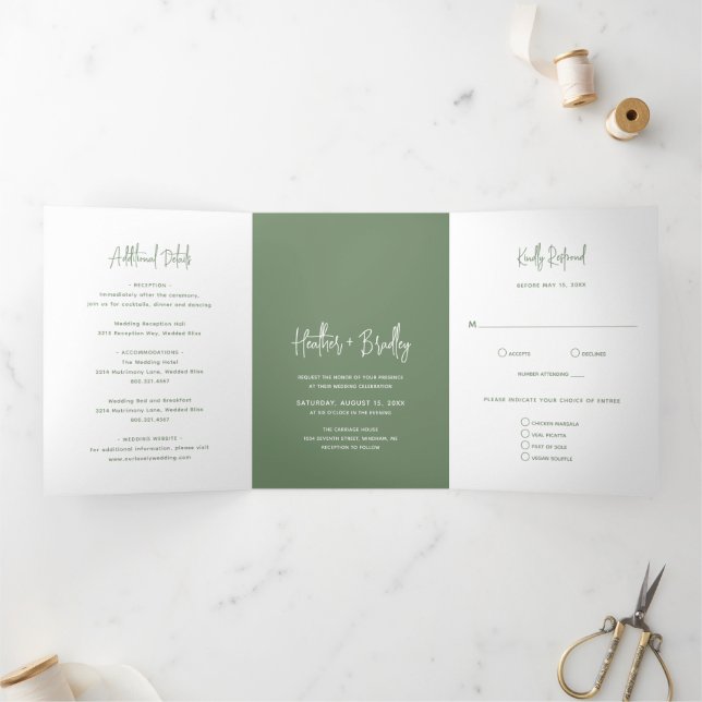Minimalistisch Sage Green Modern Wedding Dreifach Gefaltete Einladung (Innenseite)