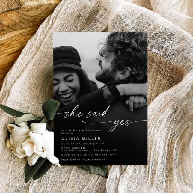 Minimalistisch sagte sie Ja Brautparty Foto Einladung (Von Creator hochgeladen)