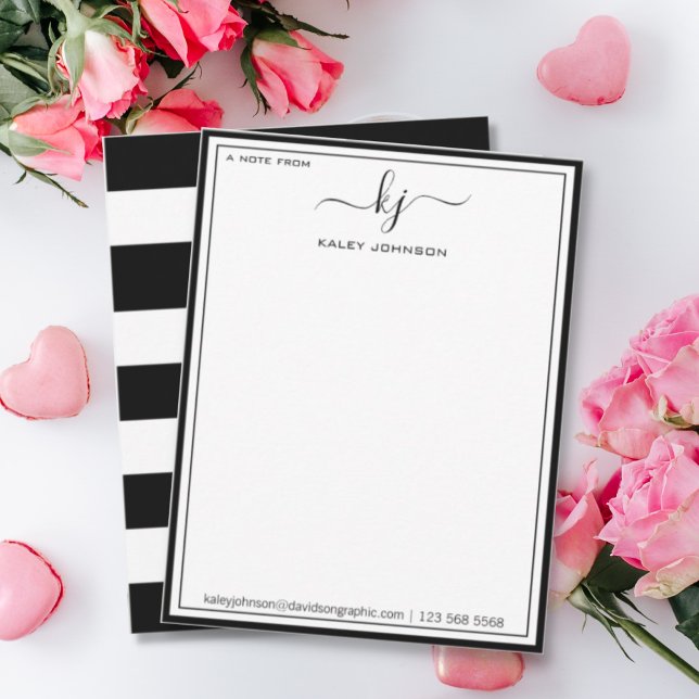 Minimalistisch Schwarz-weiß vom Schreibtisch der K Dankeskarte (Von Creator hochgeladen)