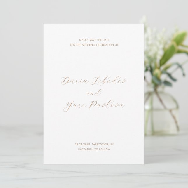 Minimalistisch Taupe Moderne Hochzeit Save The Date (Stehend Vorderseite)