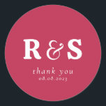 Minimalistisch Warm Magenta Wedding Initials Monog Runder Aufkleber<br><div class="desc">Minimalistisch Warm Magenta Initials Monogram Sticker mit moderner Kalligraphie für Hochzeit. Das Design zeichnet sich durch ein modernes Skripttextlayout aus. Um erweiterte Änderungen vorzunehmen,  wählen Sie bitte unter Personalisieren dieser Vorlage die Option "Klicken Sie auf,  um weitere Anpassungen vorzunehmen".</div>