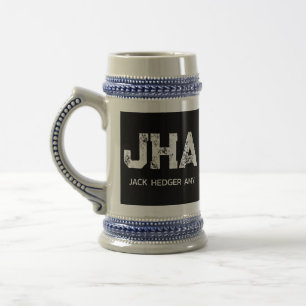 MINIMALISTISCH WEIßES DREIBUCHSTABIGES MONOGRAMM N BIERGLAS