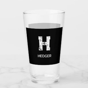 MINIMALISTISCH WEISSES EIN-BUCHSTABEN-MONOGRAMM NA GLAS