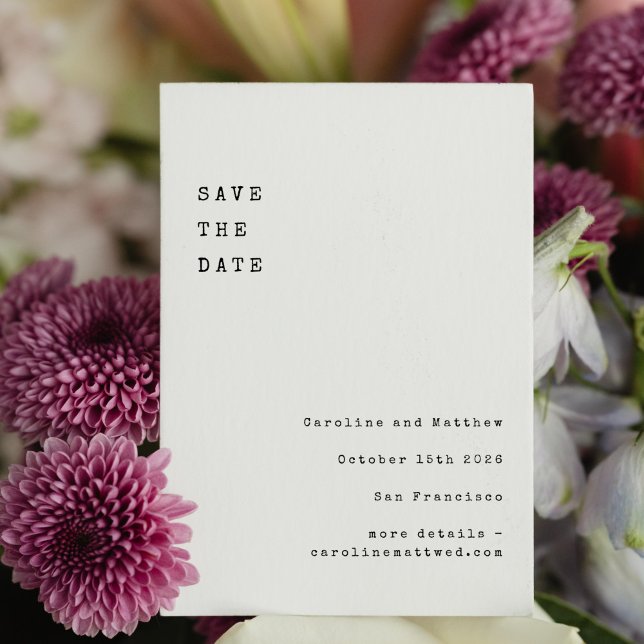 Minimalistisch White Retro Schreibmaschine Schrift Save The Date (Von Creator hochgeladen)